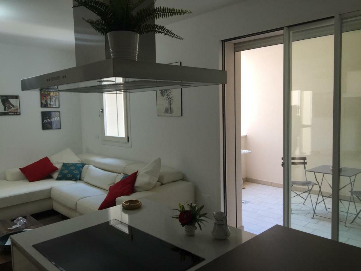 Modern Flat Lecce ++ Apartment Exterior photo